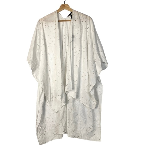 BCBGMaxAzria Finnigan Optic White Eyelet Lace Kimono OS - Picture 1 of 5